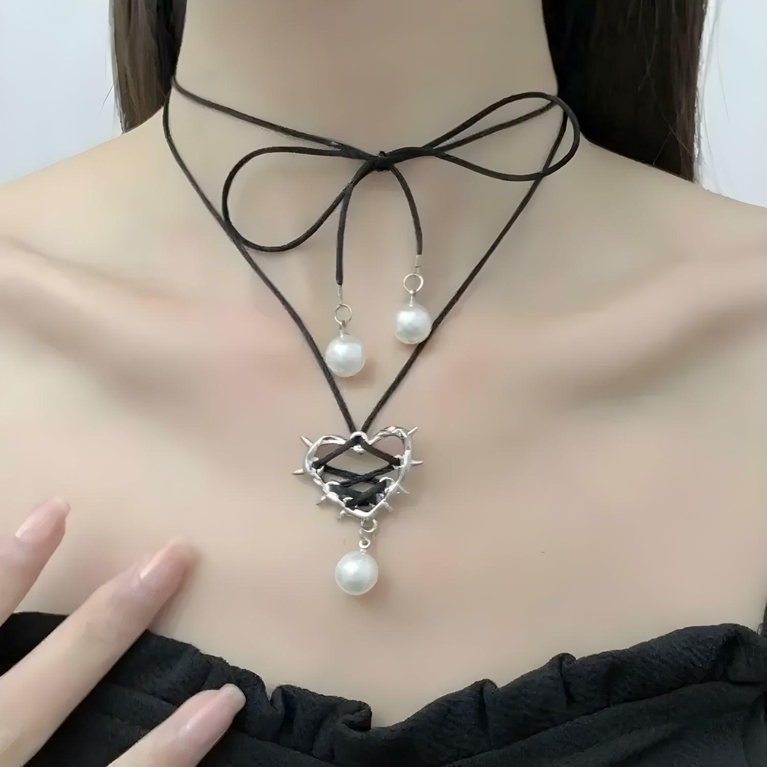 Y2K Coquette Bow Tie Necklace with Barbed Heart - Trendy 2000s Fashion Accessory