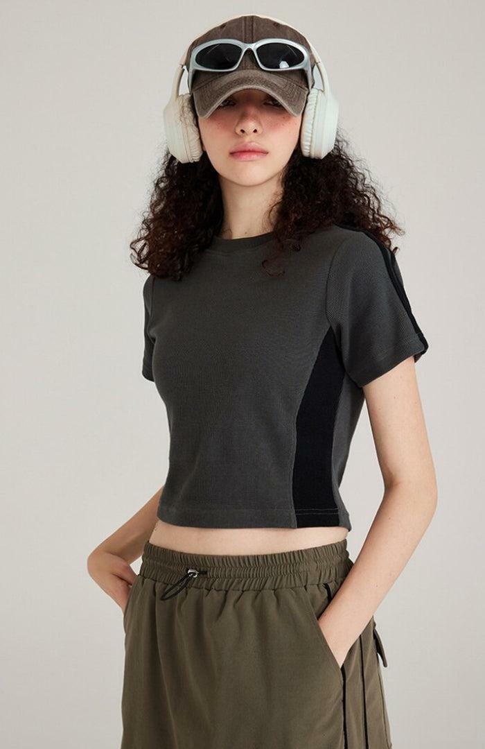 Y2K Cropped Tee: Vintage 90s Grunge Style, Perfect for Summer Outfits & Aesthetic Looks