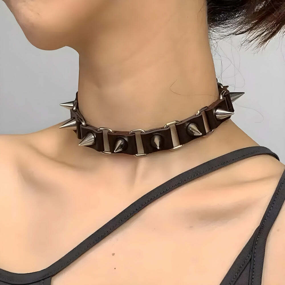 Y2K Grunge Barbed Choker Necklace - Edgy 90s Fashion Statement for Aesthetic Outfits